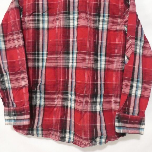 LEVI'S | medium 10-12 years | Casual Plaid Button-Up Shirt | 2 Pockets | NWOT - Picture 13 of 14